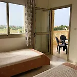 King's Gardens Apartment *