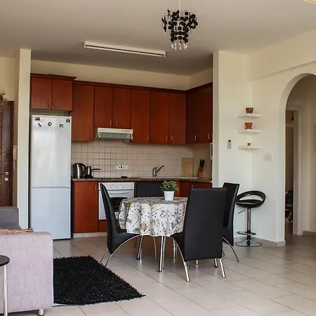King's Gardens Apartment