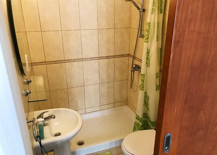 King's Gardens 아파트 *