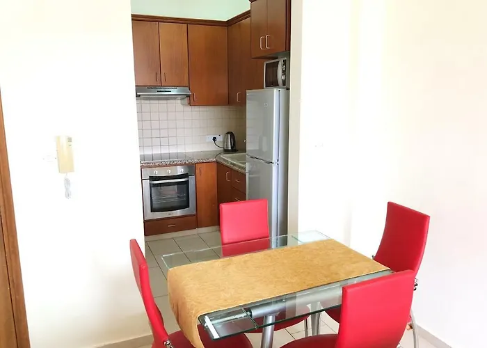 King's Gardens 아파트